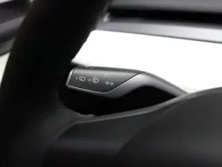 Tesla Model Y 2023 AWD 4dr Crossover