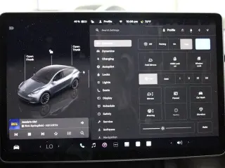 Tesla Model Y 2023 AWD Long Range 4dr Crossover