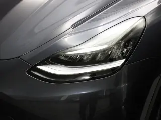 Tesla Model Y 2023 AWD Long Range 4dr Crossover