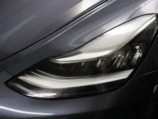Tesla Model Y 2023 AWD 4dr Crossover