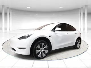 Tesla Model Y 2023 AWD 4dr Crossover