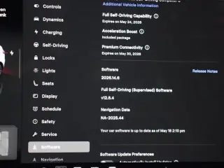 Tesla Model Y 2023 AWD 4dr Crossover