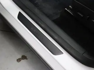 Tesla Model Y 2023 AWD 4dr Crossover