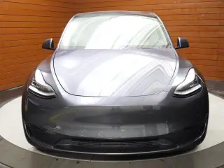 Tesla Model Y 2023 AWD Long Range 4dr Crossover