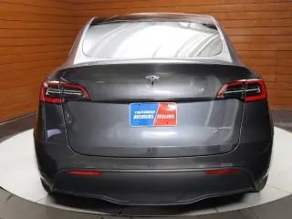 Tesla Model Y 2023 AWD Long Range 4dr Crossover