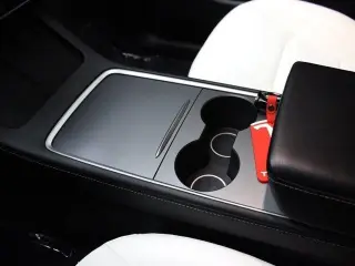 Tesla Model Y 2024 AWD Long Range 4dr Crossover