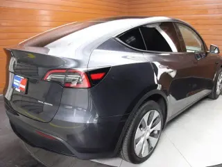 Tesla Model Y 2024 AWD Long Range 4dr Crossover