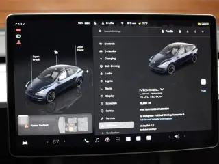 Tesla Model Y 2024 AWD Long Range 4dr Crossover