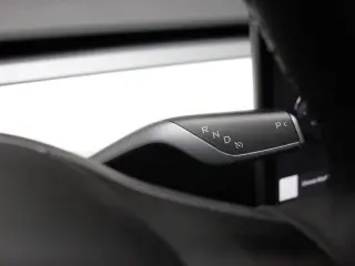 Tesla Model Y 2024 AWD Long Range 4dr Crossover