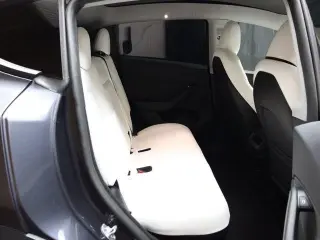 Tesla Model Y 2024 AWD Long Range 4dr Crossover