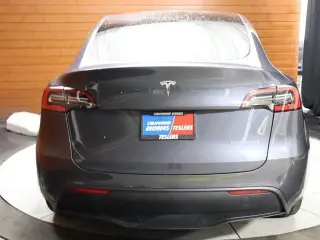 Tesla Model Y 2024 AWD Long Range 4dr Crossover