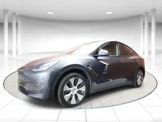Tesla Model Y 2023 AWD 4dr Crossover