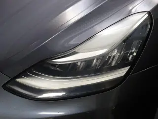Tesla Model Y 2023 AWD 4dr Crossover