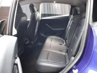 Tesla Model Y 2023 AWD 4dr Crossover