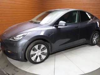 Tesla Model Y 2023 AWD 4dr Crossover