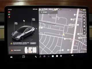 Tesla Model Y 2023 AWD 4dr Crossover