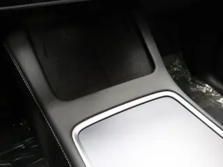 Tesla Model Y 2023 AWD 4dr Crossover