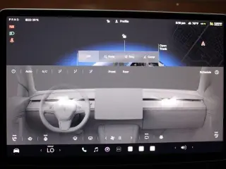 Tesla Model Y 2023 AWD 4dr Crossover