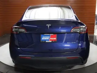 Tesla Model Y 2023 AWD 4dr Crossover