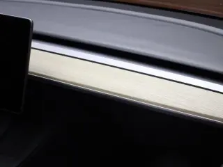 Tesla Model Y 2023 AWD 4dr Crossover