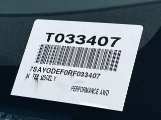 Tesla Model Y 2024 AWD Performance 4dr Crossover