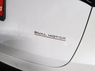 Tesla Model Y 2022 AWD Performance 4dr Crossover