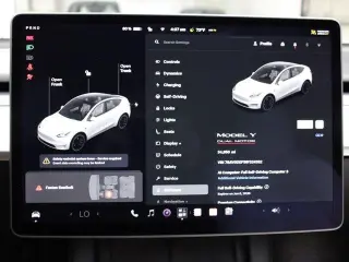 Tesla Model Y 2022 AWD Performance 4dr Crossover