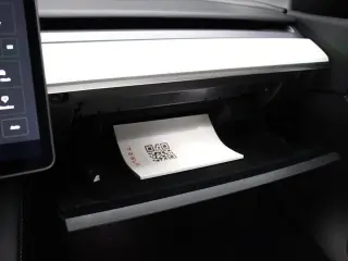 Tesla Model Y 2022 AWD Performance 4dr Crossover