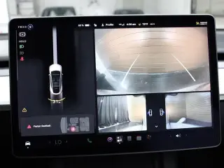 Tesla Model Y 2022 AWD Performance 4dr Crossover
