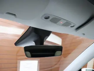 Tesla Model Y 2022 AWD Performance 4dr Crossover
