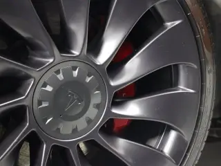 Tesla Model Y 2022 AWD Performance 4dr Crossover
