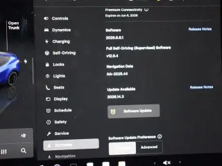 Tesla Model Y 2023 AWD Performance 4dr Crossover