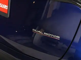 Tesla Model Y 2023 AWD Performance 4dr Crossover
