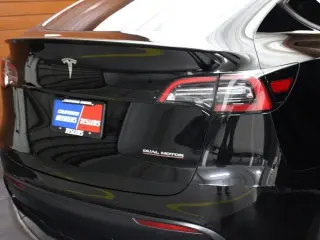 Tesla Model Y 2022 AWD Performance 4dr Crossover