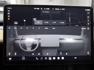 Tesla Model Y 2022 AWD Performance 4dr Crossover