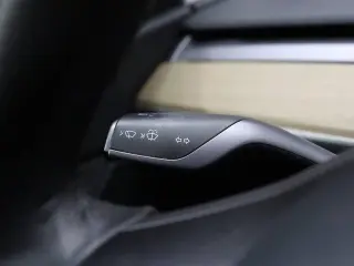 Tesla Model Y 2022 AWD Performance 4dr Crossover