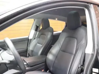 Tesla Model Y 2022 AWD Performance 4dr Crossover
