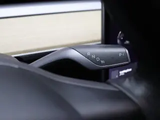 Tesla Model Y 2022 AWD Performance 4dr Crossover