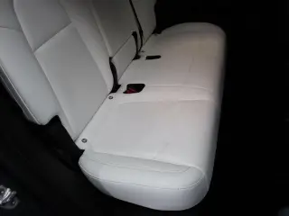 Tesla Model Y 2022 AWD Performance 4dr Crossover
