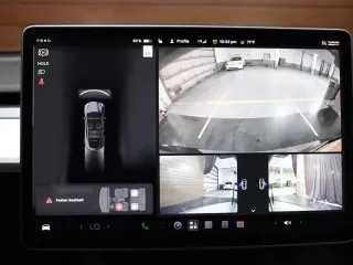 Tesla Model Y 2022 AWD Performance 4dr Crossover