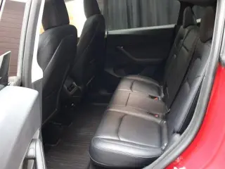 Tesla Model Y 2023 AWD Performance 4dr Crossover