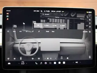 Tesla Model Y 2023 AWD Performance 4dr Crossover