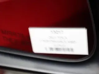 Tesla Model Y 2023 AWD Performance 4dr Crossover