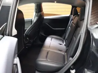 Tesla Model Y 2024 AWD Performance 4dr Crossover
