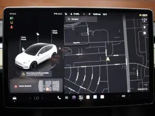 Tesla Model Y 2022 AWD Performance 4dr Crossover