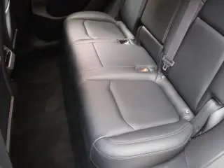 Tesla Model Y 2022 AWD Performance 4dr Crossover