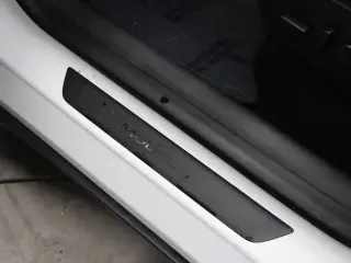 Tesla Model Y 2022 AWD Performance 4dr Crossover