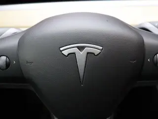 Tesla Model Y 2022 AWD Performance 4dr Crossover