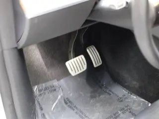 Tesla Model Y 2022 AWD Performance 4dr Crossover