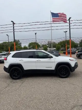 Jeep Cherokee 2016 4x4 Trailhawk 4dr SUV